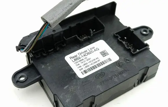 Land Rover Range Rover Velar Door control unit/module L8B214D620AG