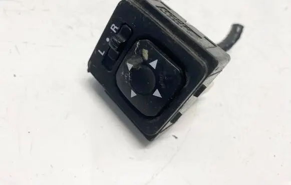 Mitsubishi Outlander Wing mirror switch 183570