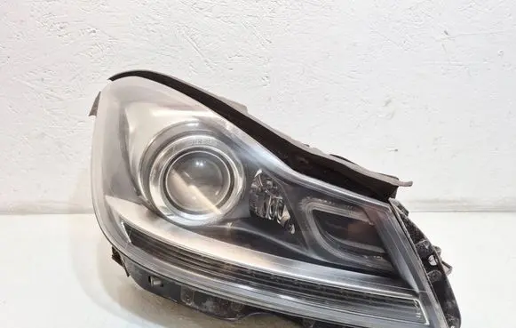 Mercedes-Benz C W204 Headlight/headlamp A2048204439