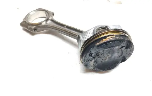 Peugeot 208 Piston with connecting rod 98072608001