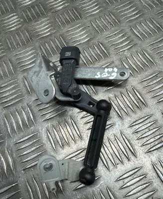 BMW X5 G05 Headlight/headlamp level sensor 6895467