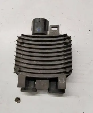 Volvo XC60 Coolant fan relay 940011200