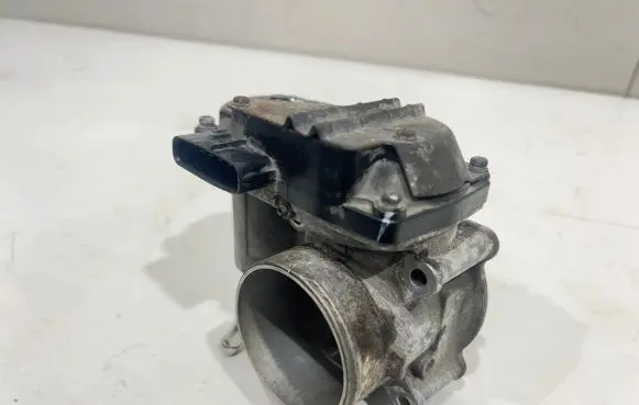 Mitsubishi Outlander Throttle valve