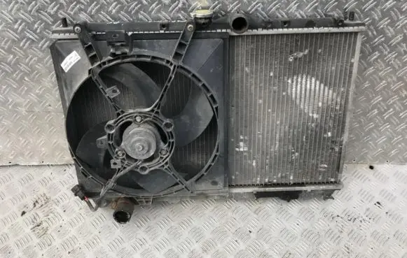 Mitsubishi Carisma Coolant radiator