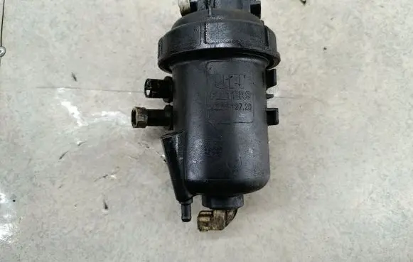 Peugeot Boxer Fuel filter housing 235512720UFI