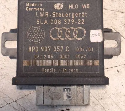 Audi A6 S6 C6 4F Light module LCM 8P0907357C 5LA00837922 00010042