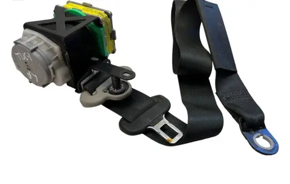 Toyota Urban Cruiser (XP110) Front seatbelt 1033184