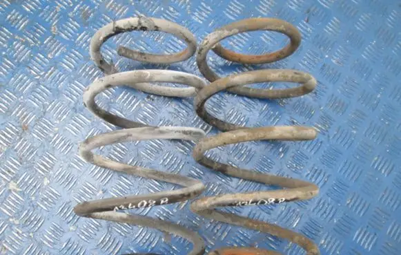 Seat Alhambra (Mk1) Front coil spring