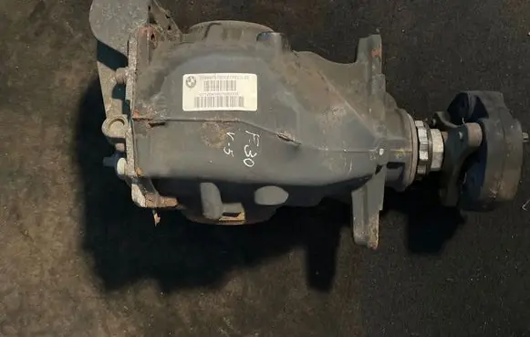 BMW 3 F30 F35 F31 Rear differential 7599475 E27091323 0712041607680003