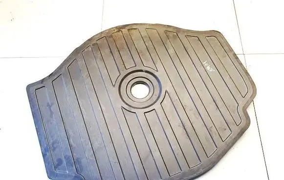 Seat Exeo (3R) Other trunk/boot trim element 8e9863547