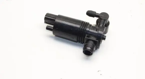 Volvo V40 Windscreen/windshield washer pump 1026810