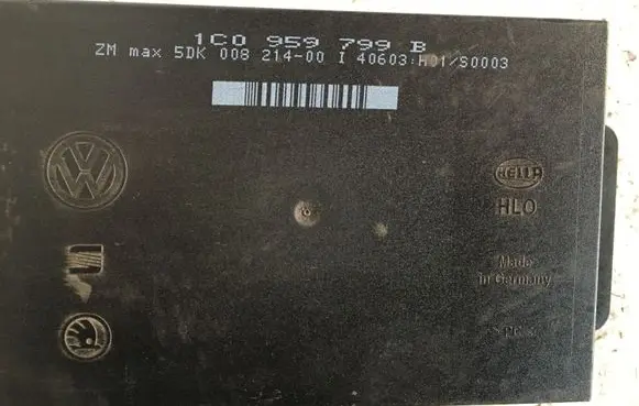 Volkswagen PASSAT B5.5 Comfort/convenience module