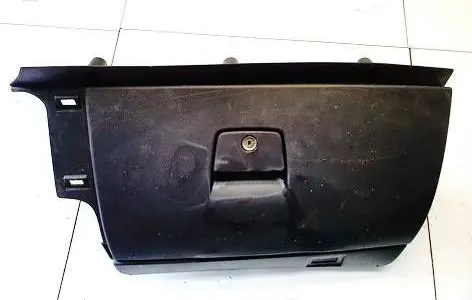 Volvo V50 Glove box 8626141
