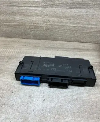 BMW 3 E90 E91 Comfort/convenience module 9247470 924746901
