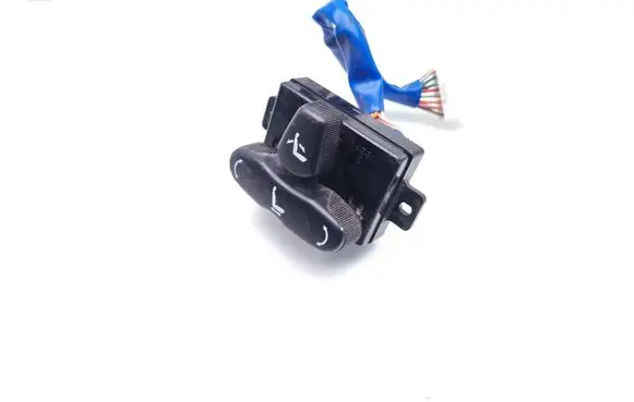 SsangYong Musso Seat control switch 8585236000