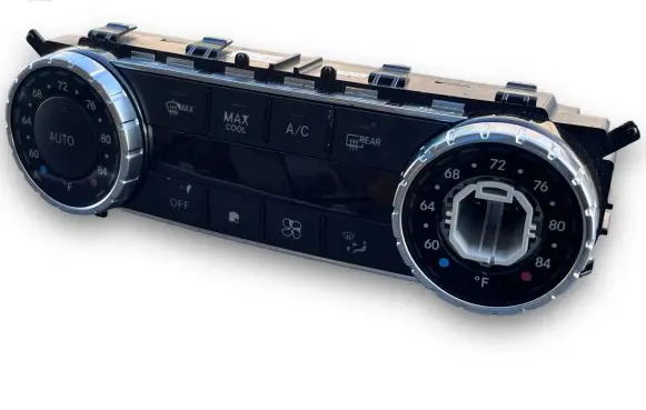 Mercedes-Benz C AMG W204 Climate control unit A2049006005
