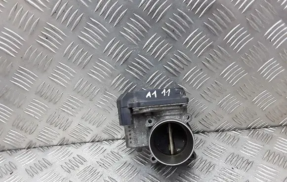 Audi A1 Throttle valve 03c133062s