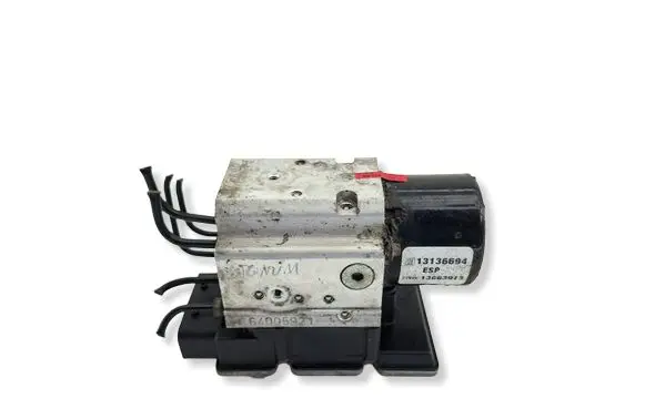 Opel Signum ABS Pump 13663913 13136694 13509215AB