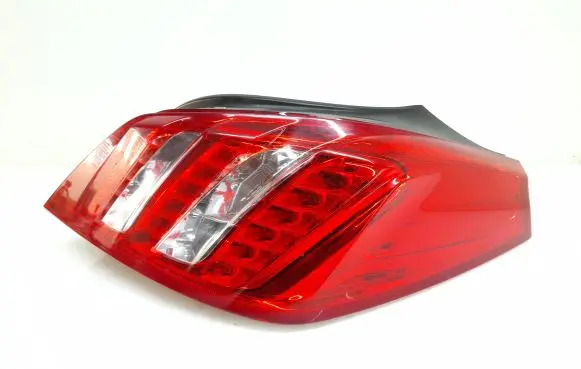 Peugeot 508 Rear/tail lights 9686283680