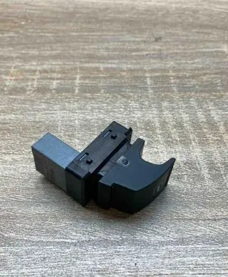 Volkswagen PASSAT B7 Electric window control switch 7L6959895B