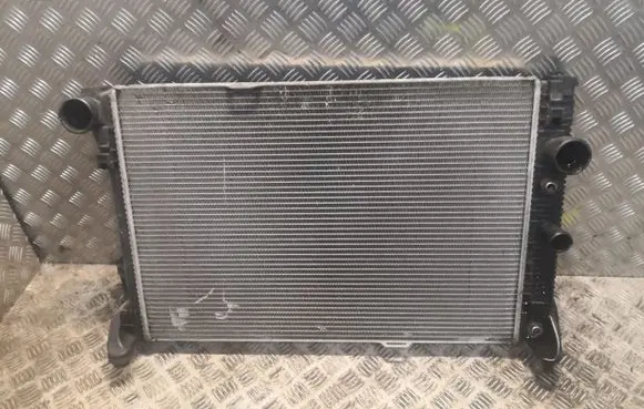 Coolant radiator