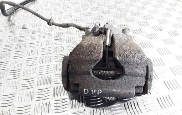 Volkswagen Touareg I Front brake caliper