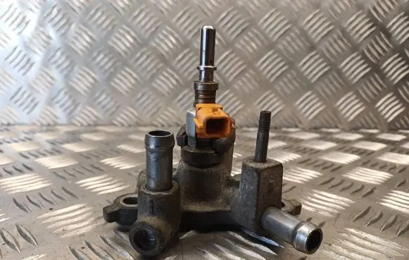 Opel Vivaro Fuel injector H8200778880 799672