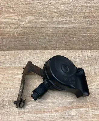 Volkswagen PASSAT B7 Horn signal 7N0951223A A046522 WITHPLUG