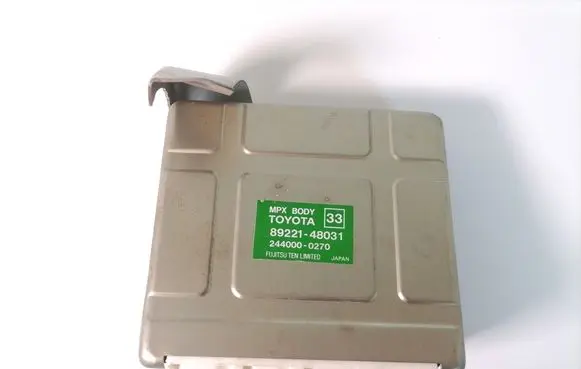 Lexus RX 300 Other control units/modules 89221-48031