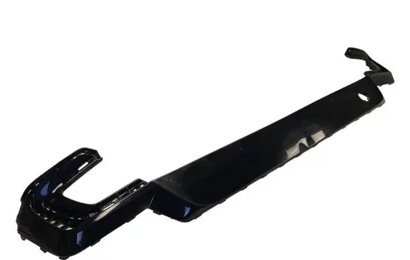 Front bumper lip