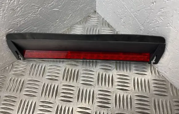 Volkswagen PASSAT B6 Third/center stoplight 923256957