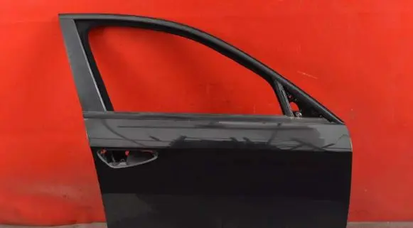 Alfa Romeo 159 Front door