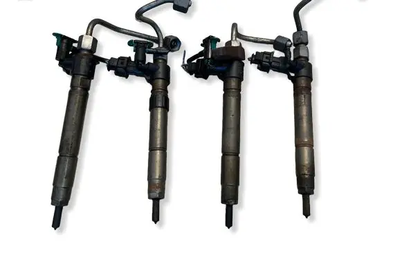 Land Rover Freelander 2 - LR2 Fuel injectors set 0445115042