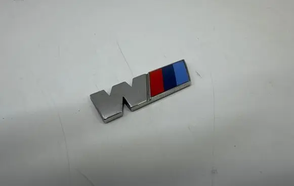BMW 2 F22 F23 Fender model badge letters 8058881 8058882