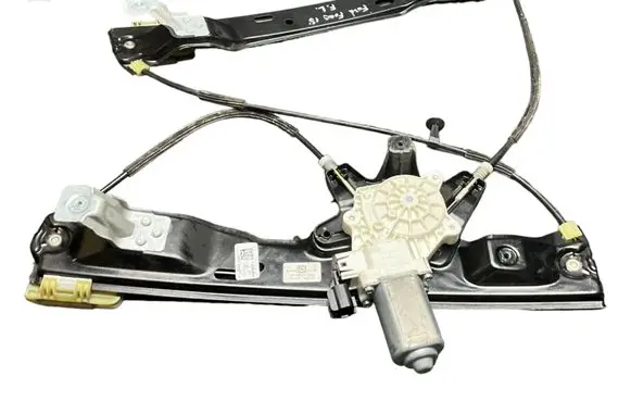Ford Focus Front door window regulator with motor CM51A23201AF GC3ZA C33873102