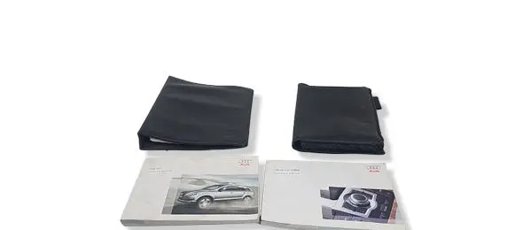 Audi Q7 4L Owners service history hand book 