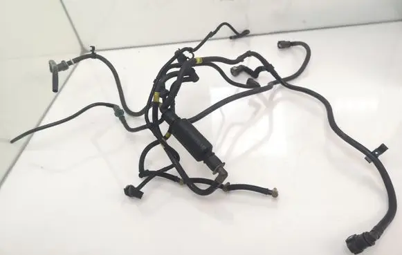 Citroen Berlingo Fuel line pipe 9635692580