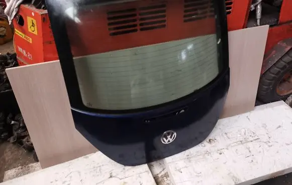 Volkswagen New Beetle Tailgate/trunk/boot lid
