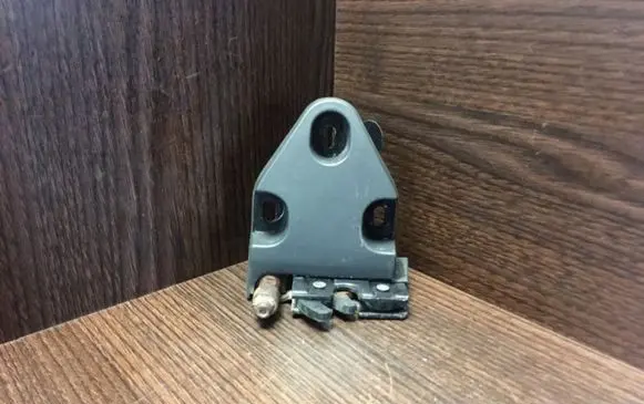 Nissan Primastar Rear door lock 9080600QAC 198009182