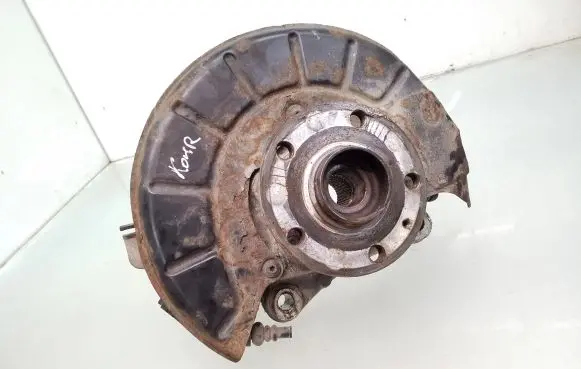 Volkswagen PASSAT B6 Front wheel hub spindle knuckle 3C0407257G