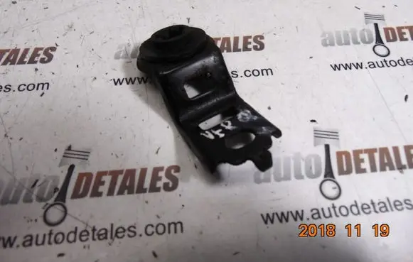 Toyota Corolla Verso E121 Radiator mount bracket
