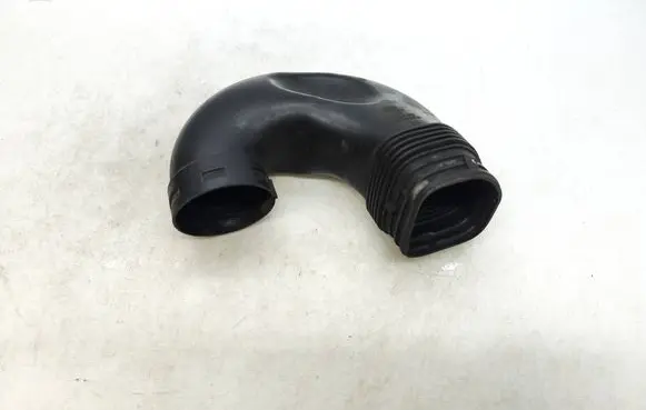 Audi TT TTS Mk2 Air intake duct part 8J0129618