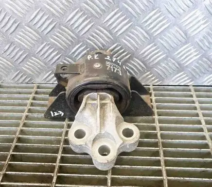 Opel Mokka Engine mount bracket 573AY9000 95127173