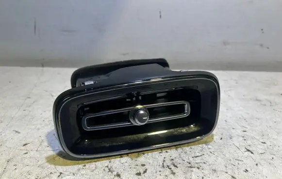 Volvo XC40 Dashboard side air vent grill/cover trim 31442626 AD7GR 31477270