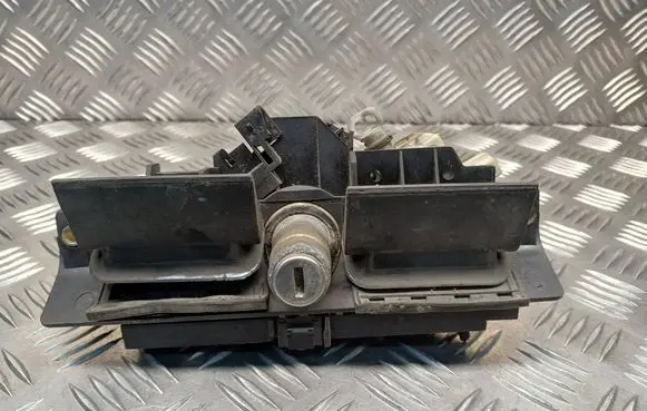Audi A6 S6 C5 4B Tailgate/trunk/boot exterior handle 8D9827565C 4B0827565H