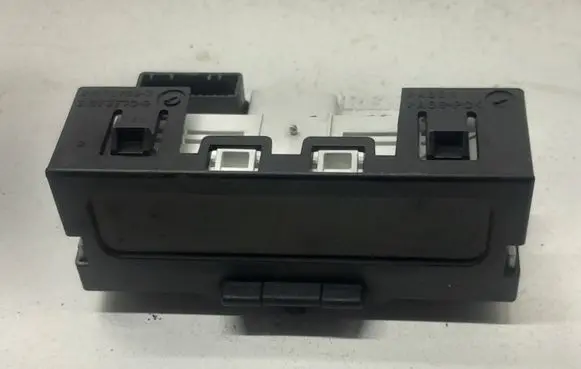 Renault Megane II Screen/display/small screen 8200350498 NS0073468