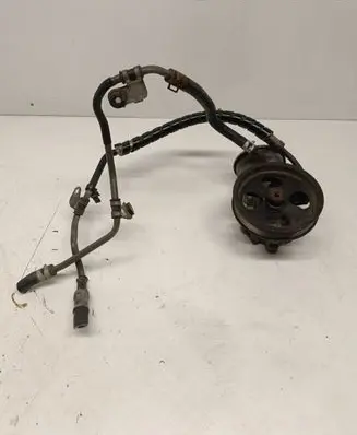 Toyota Avensis T250 Power steering pump