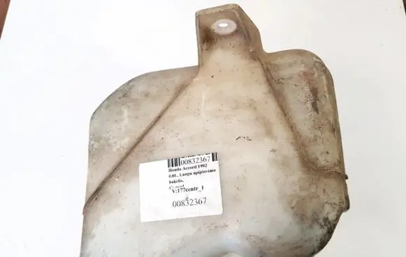 Honda Accord Windshield washer fluid reservoir/tank