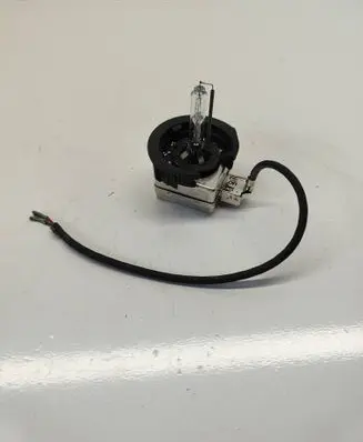 Dodge Challenger Headlight/headlamp bulb 0903110500 40B1D0T 220523000108686