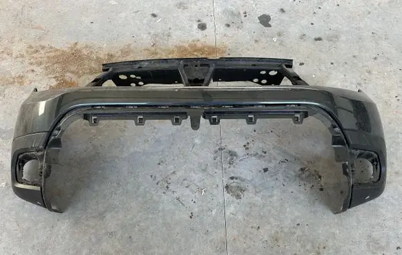 Dacia Duster Front bumper 620221776R